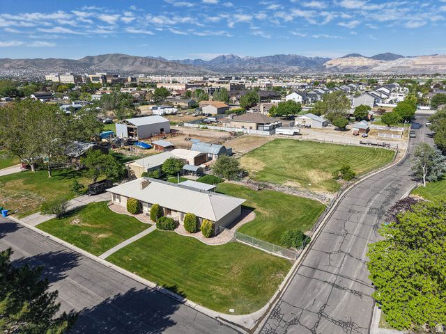 12366 S MOUNTAIN VIEW DR, Riverton, UT 84065