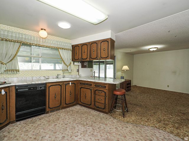 12366 S MOUNTAIN VIEW DR, Riverton, UT 84065