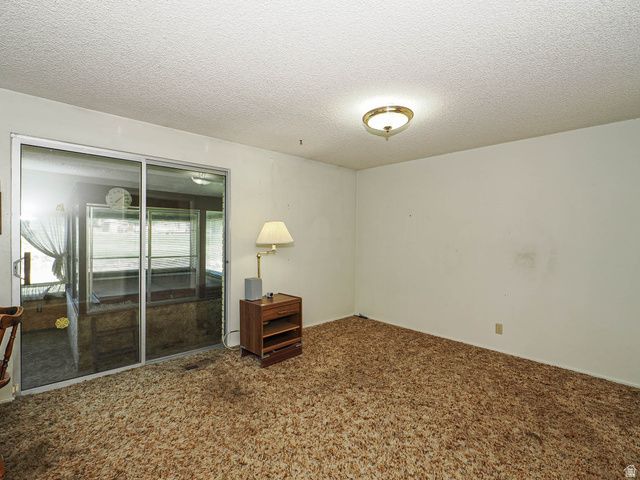 12366 S MOUNTAIN VIEW DR, Riverton, UT 84065