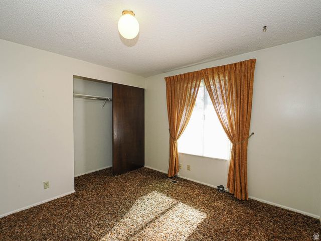 12366 S MOUNTAIN VIEW DR, Riverton, UT 84065