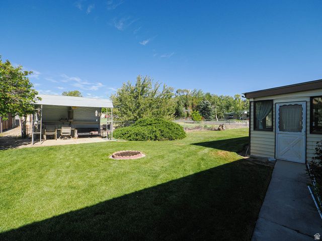 12366 S MOUNTAIN VIEW DR, Riverton, UT 84065