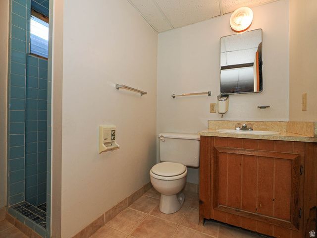 12366 S MOUNTAIN VIEW DR, Riverton, UT 84065