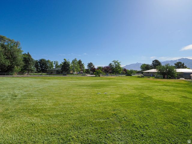 12366 S MOUNTAIN VIEW DR, Riverton, UT 84065