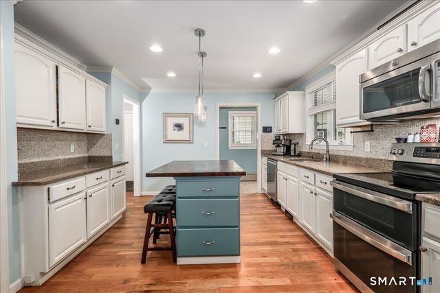 52 South Kent Road, New Milford, CT 06755