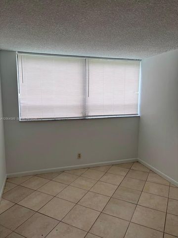 1950 N Congress Avenue 209, West Palm Beach, FL 33401