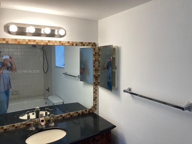 1950 N Congress Avenue 209, West Palm Beach, FL 33401
