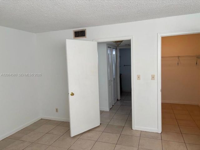 1950 N Congress Avenue 209, West Palm Beach, FL 33401