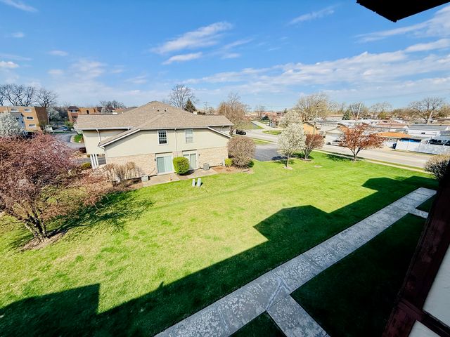3823 W 123rd Street 302, Alsip, IL 60803