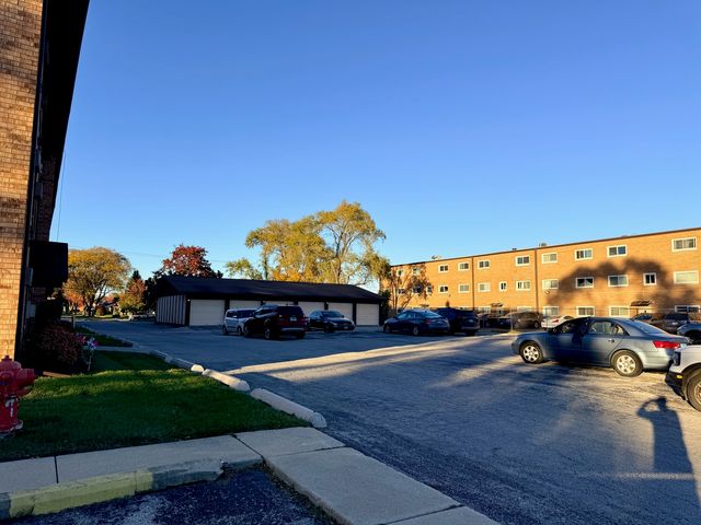 3823 W 123rd Street 302, Alsip, IL 60803