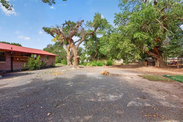 11 Jean Lane, Peralta, NM 87042