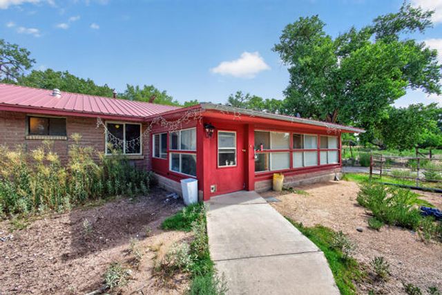 11 Jean Lane, Peralta, NM 87042