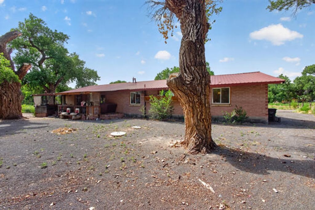 11 Jean Lane, Peralta, NM 87042
