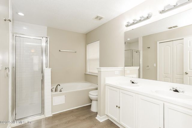 10056 LANCASHIRE Drive, Jacksonville, FL 32219