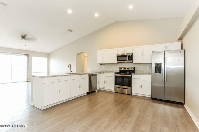 10056 LANCASHIRE Drive, Jacksonville, FL 32219