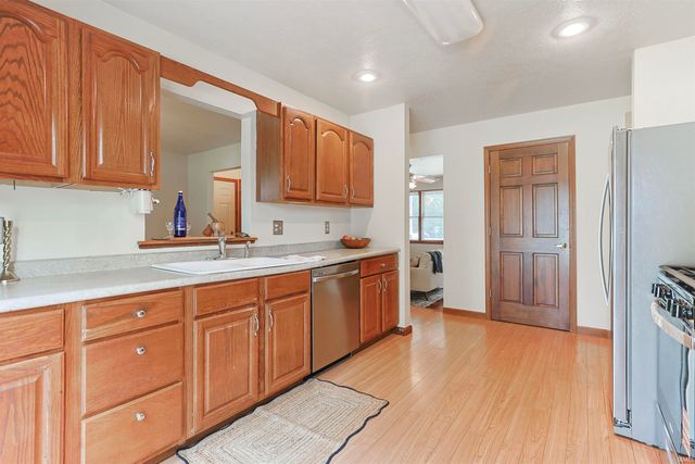 10333 Dunn Road, Osceola, IN 46561