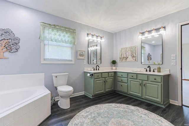 10333 Dunn Road, Osceola, IN 46561