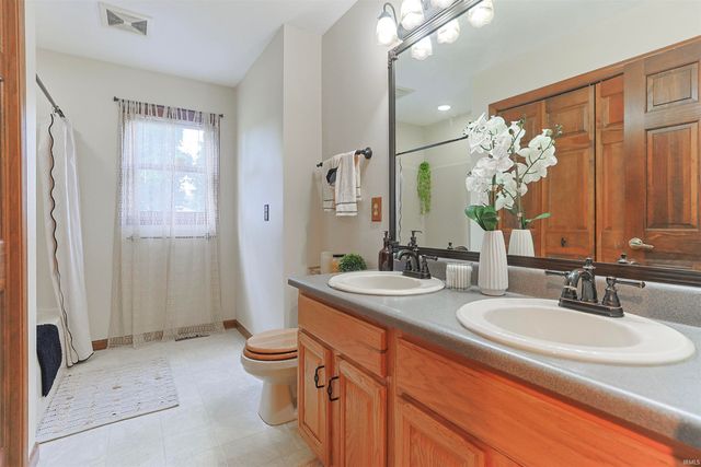 10333 Dunn Road, Osceola, IN 46561