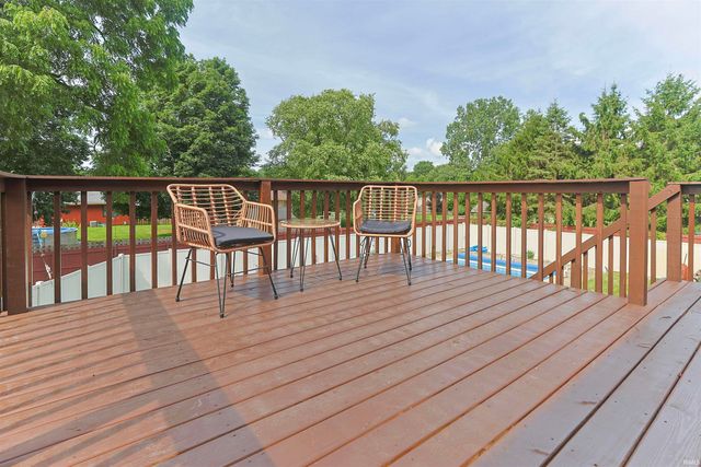 10333 Dunn Road, Osceola, IN 46561