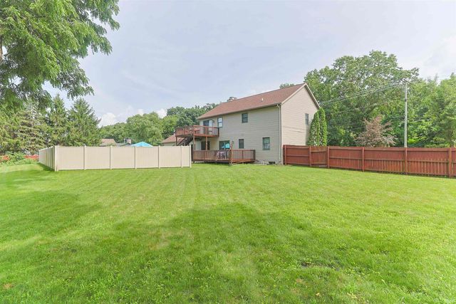 10333 Dunn Road, Osceola, IN 46561