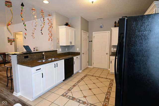 15497 Sandlands Circle, Noblesville, IN 46060