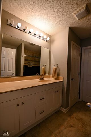 15497 Sandlands Circle, Noblesville, IN 46060