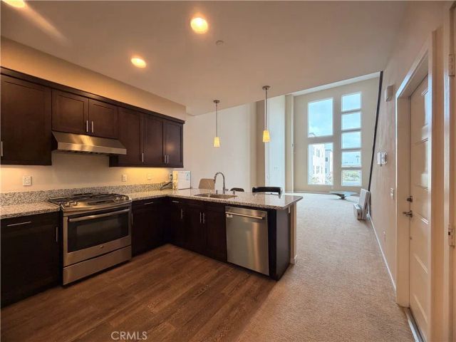 1508 W Artesia Square B, Gardena, CA 90248