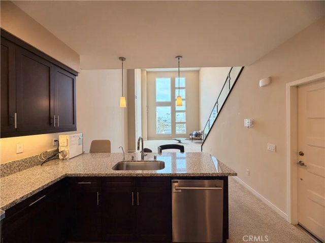 1508 W Artesia Square B, Gardena, CA 90248