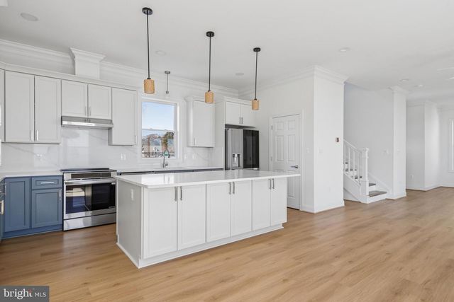 54 SHORE DR., Colonial Beach, VA 22443