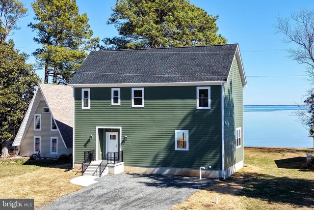 54 SHORE DR., Colonial Beach, VA 22443