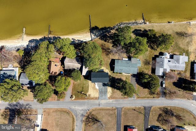 54 SHORE DR., Colonial Beach, VA 22443