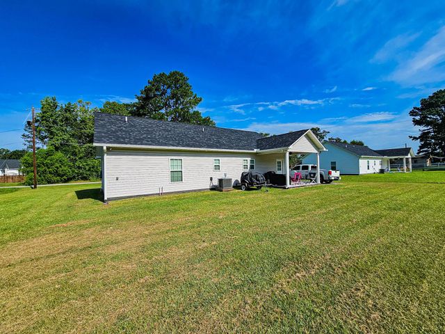 303 David Street, Saint George, SC 29477