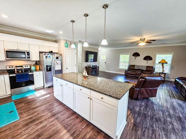 303 David Street, Saint George, SC 29477