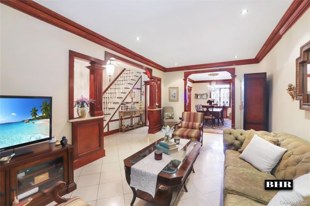 4511 Bedford Avenue, Brooklyn, NY 11235