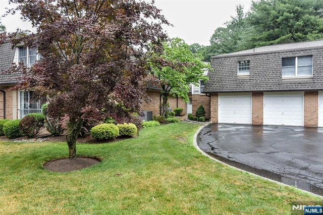 279 Collignon Way 5, River Vale, NJ 07675