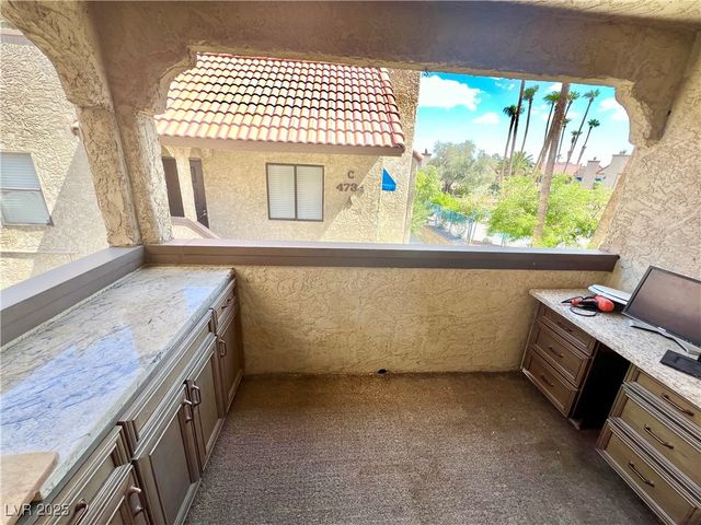 4736 Obannon Drive D, Las Vegas, NV 89102