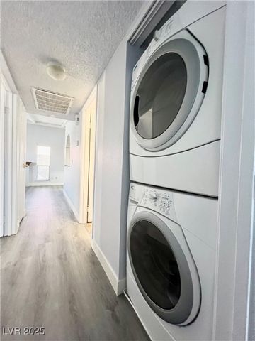 4736 Obannon Drive D, Las Vegas, NV 89102