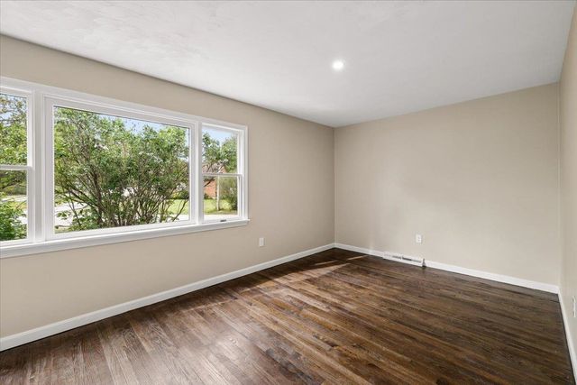 38 Western Avenue, Rochester, NH 03867