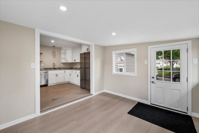 38 Western Avenue, Rochester, NH 03867