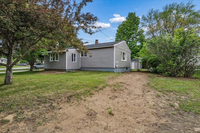 38 Western Avenue, Rochester, NH 03867