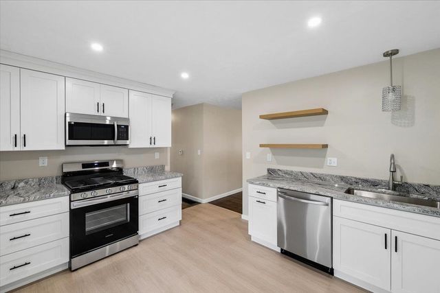 38 Western Avenue, Rochester, NH 03867