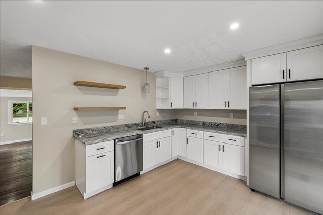 38 Western Avenue, Rochester, NH 03867