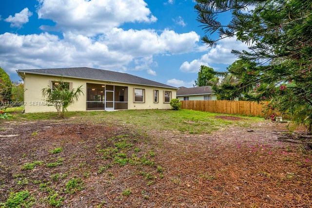 2519 9th St. W, Lehigh Acres, FL 33971