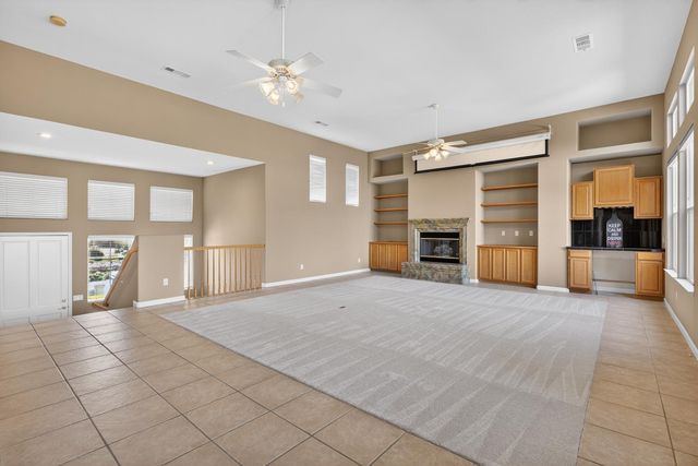 4851 Saint Andrews Dr, Stockton, CA 95219