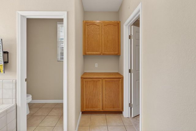 4851 Saint Andrews Dr, Stockton, CA 95219