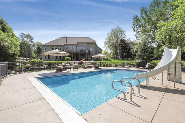 10941 Woodland Drive N, Champlin, MN 55316
