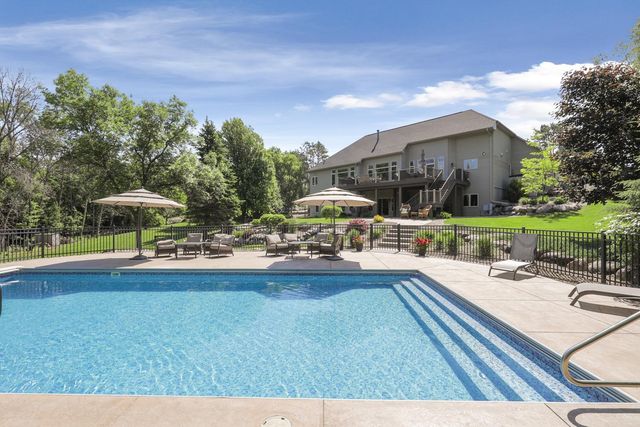 10941 Woodland Drive N, Champlin, MN 55316