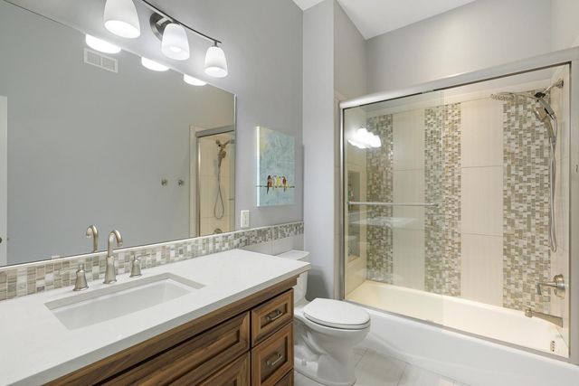 10941 Woodland Drive N, Champlin, MN 55316