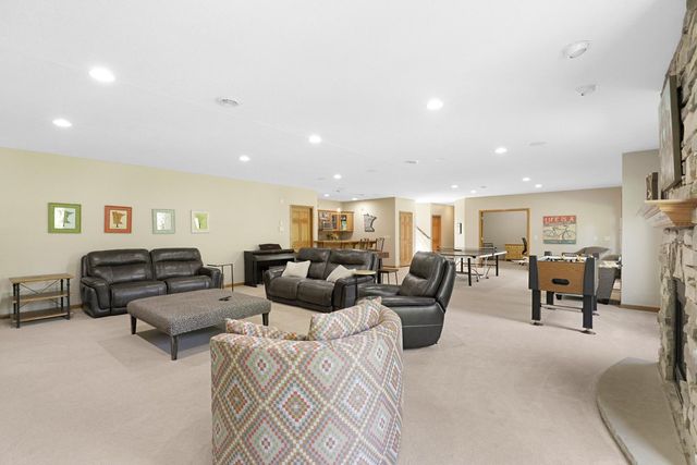 10941 Woodland Drive N, Champlin, MN 55316