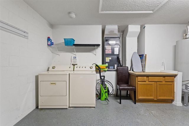 237 SEVILLA AVENUE, Davenport, FL 33897