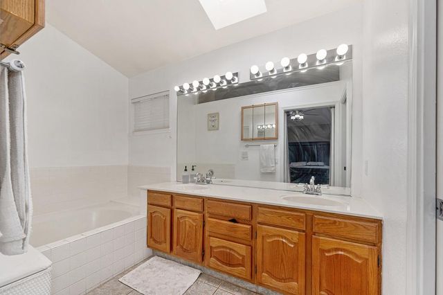 8996 Purple Martin Way, Elk Grove, CA 95758